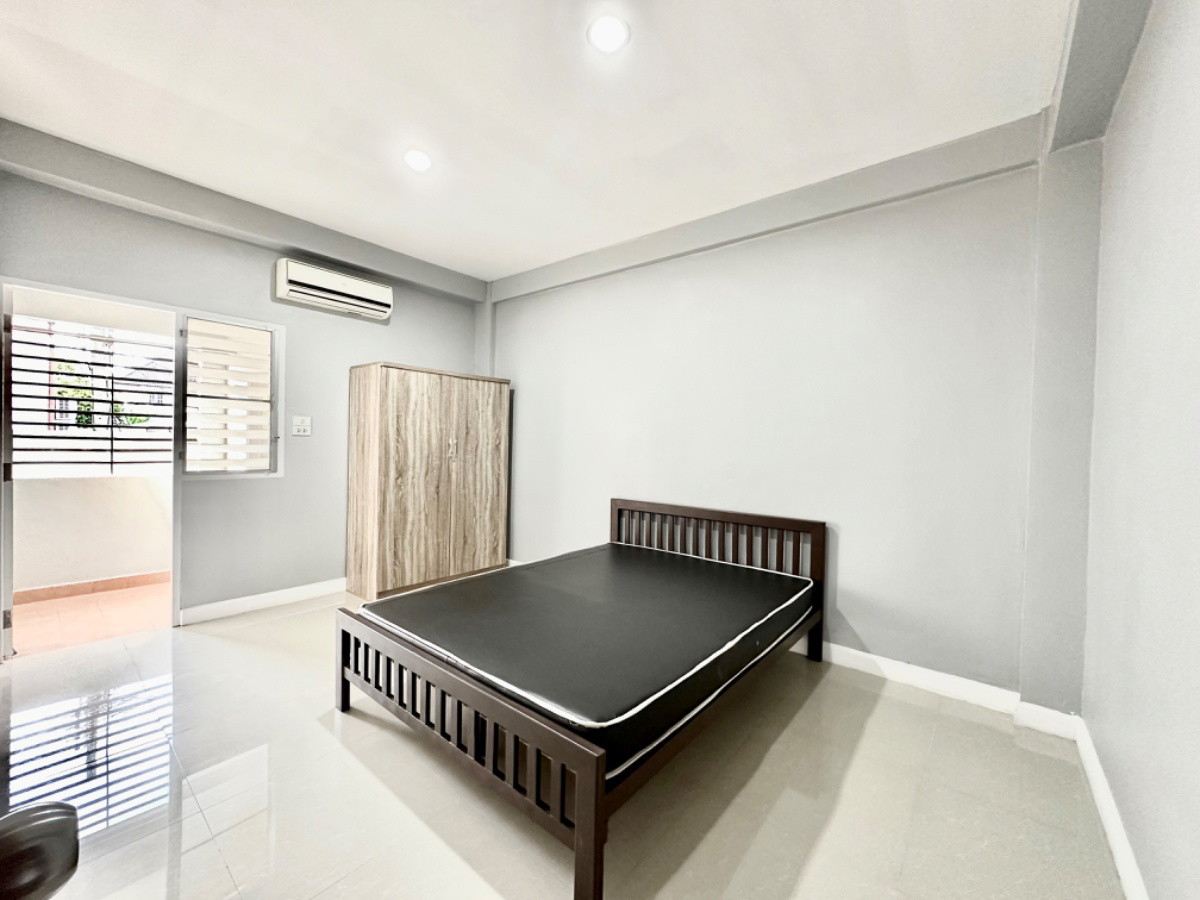 1 Bed Condo · Bang Bon, bangkok — photo 3