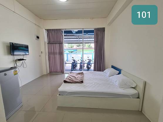 Condo · Mueang Chon Buri, chon_buri — photo 1
