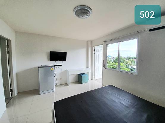 Condo · Mueang Chon Buri, chon_buri — photo 3