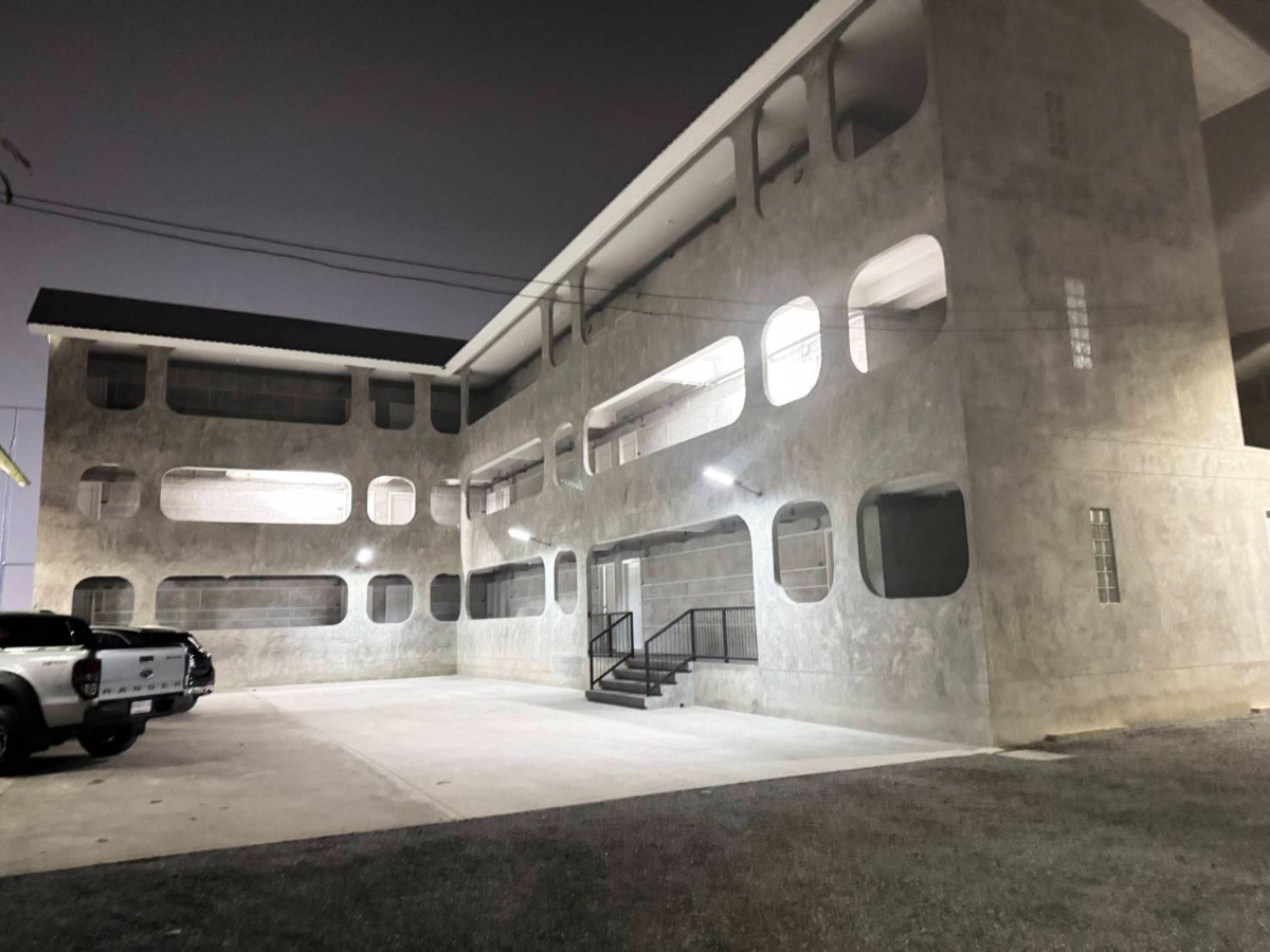 Condo · pathum_thani — photo 1