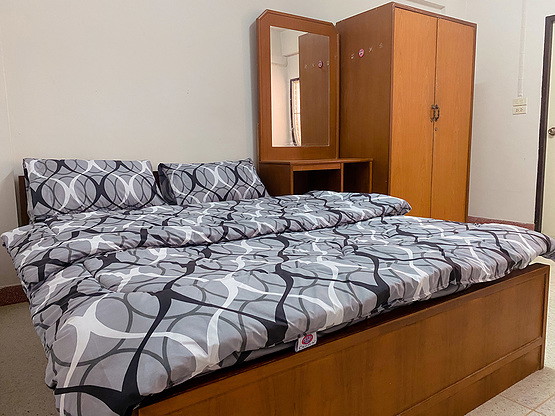 1 Bed Condo · Wang Thonglang, bangkok — photo 2