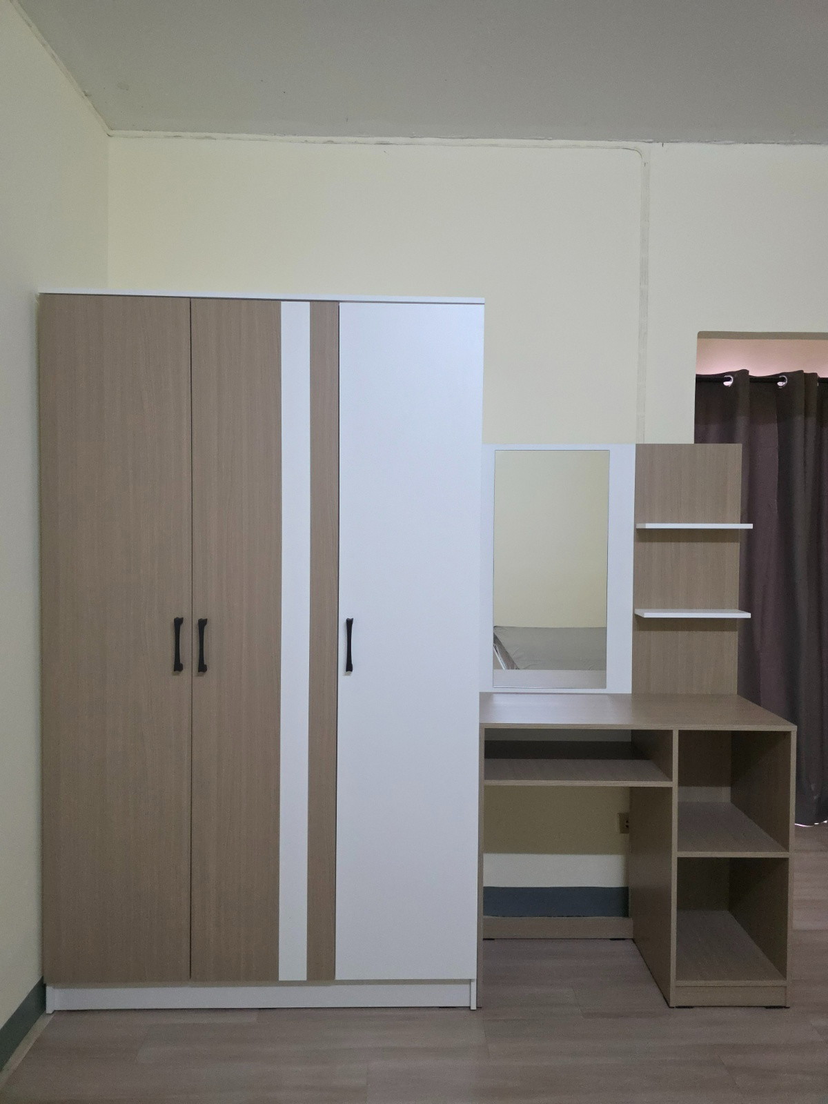 1 Bed Condo — photo 2
