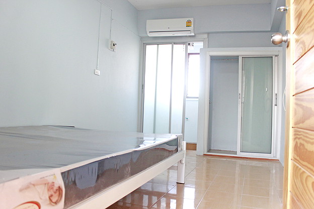 1 Bed Condo · Bangkok Yai, bangkok — photo 1