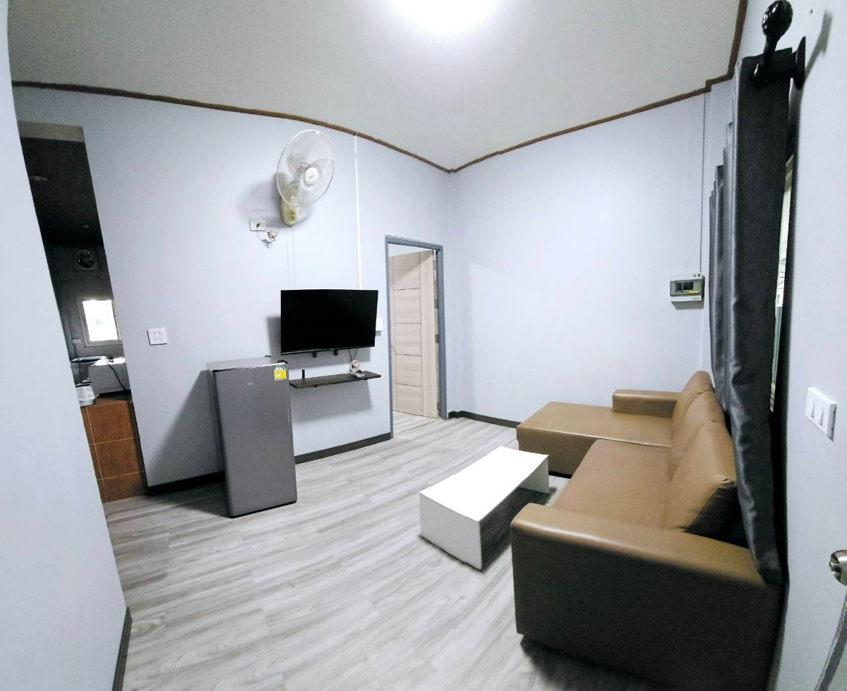 1 Bed Condo — photo 1