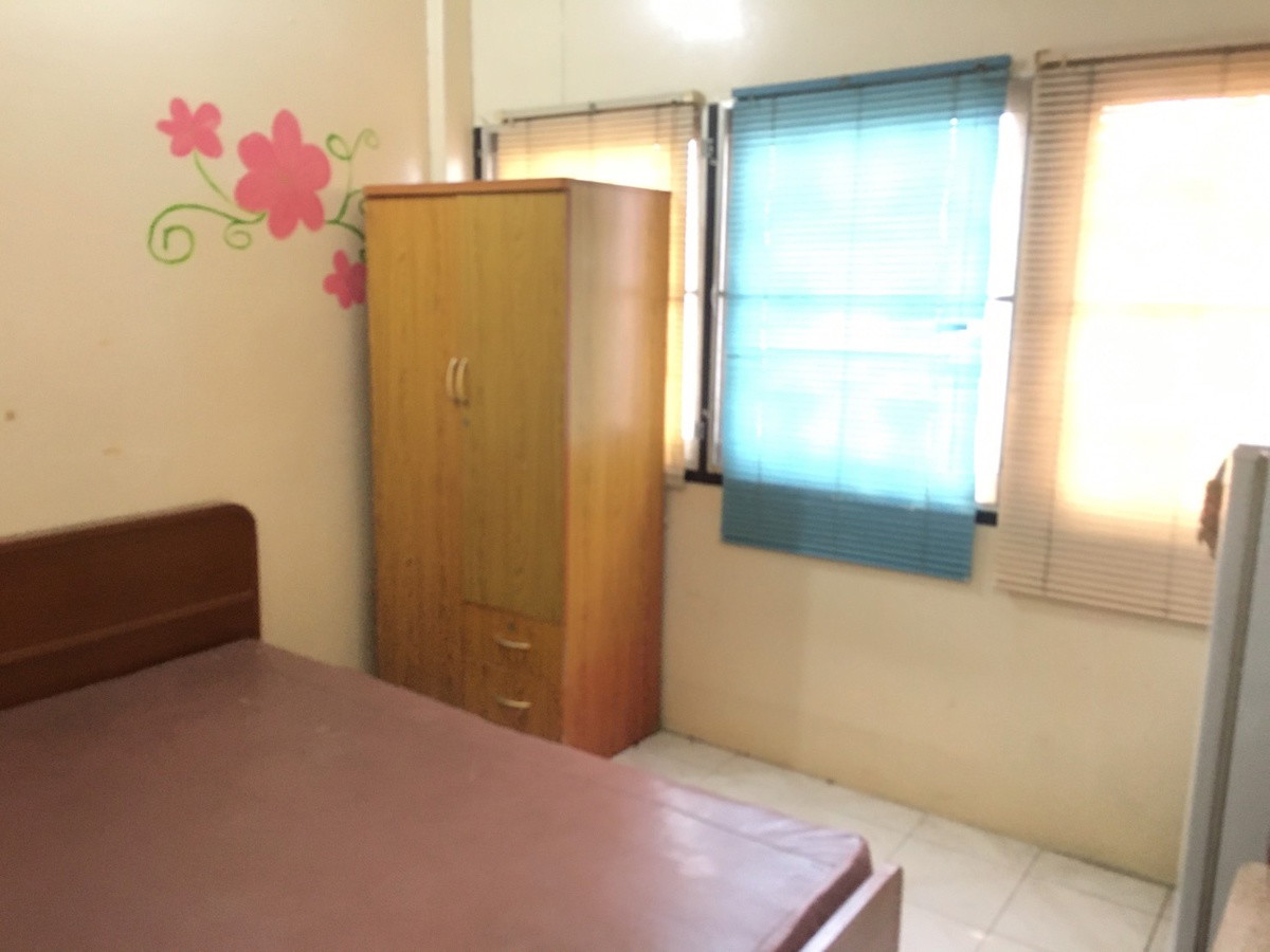 1 Bed Condo — photo 3