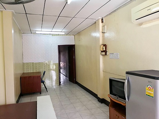 1 Bed Condo — photo 5