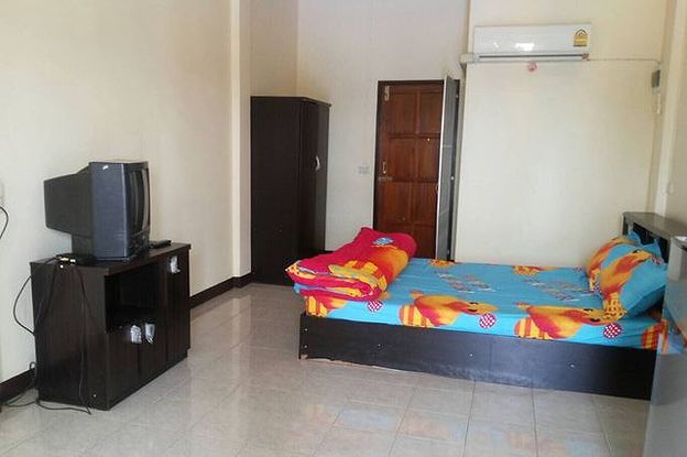 1 Bed Condo — photo 2
