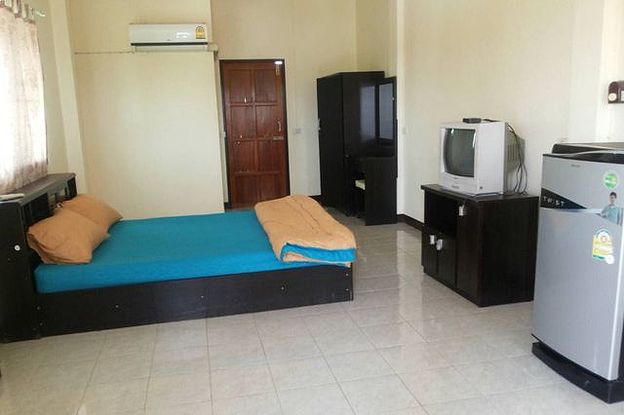 1 Bed Condo — photo 3