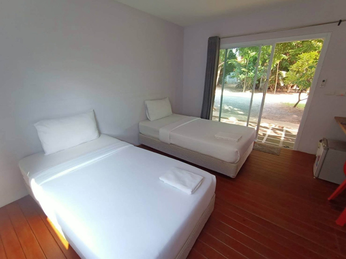 1 Bed Condo — photo 5