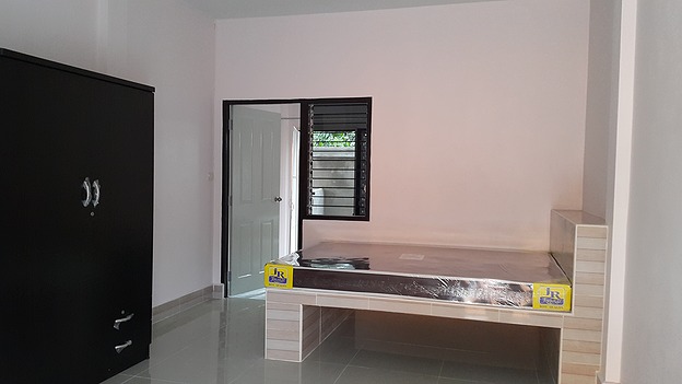 1 Bed Condo — photo 5
