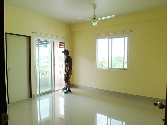 Condo · Saphan Sung, bangkok — photo 2