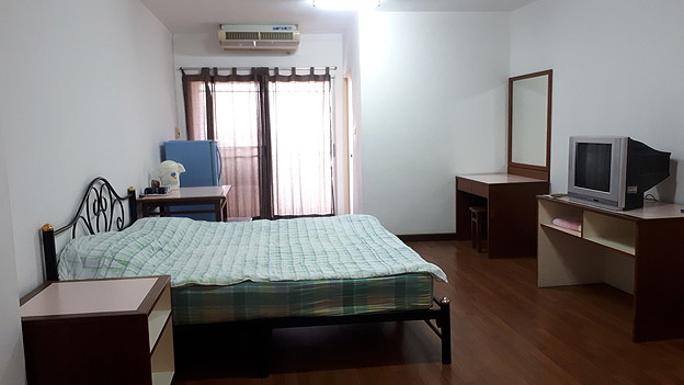 1 Bed Condo · Wang Thonglang, bangkok — photo 2