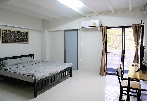 Condo · bangkok — photo 1