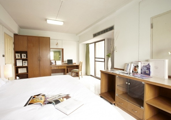 1 Bed Condo · Khlong Toei, bangkok — photo 4