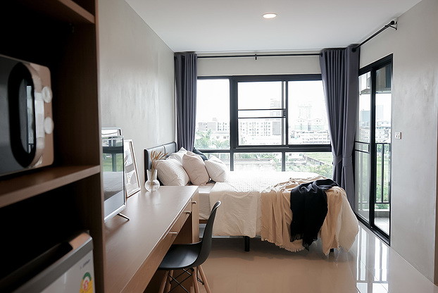 Condo · Bang Na, bangkok — photo 1