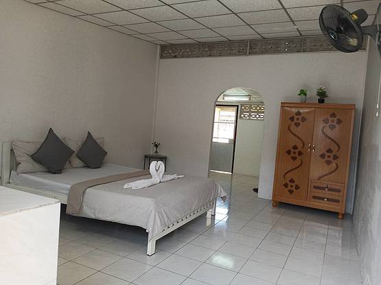 1 Bed Condo — photo 4