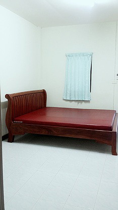1 Bed Condo — photo 3