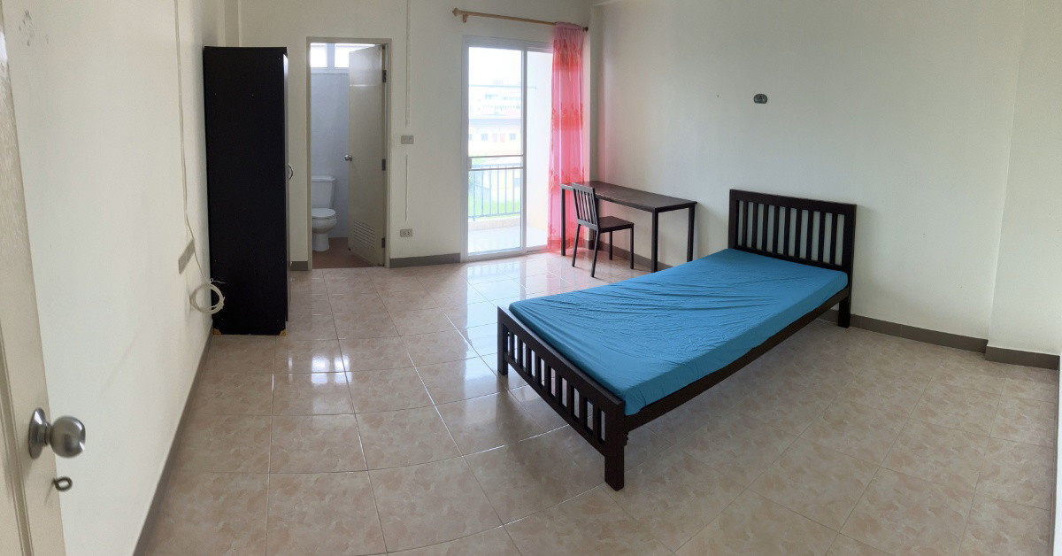 1 Bed Condo — photo 5