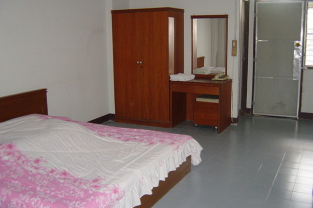 Condo · Bangkok Noi, bangkok — photo 5
