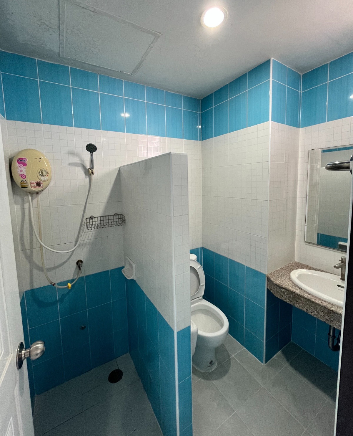 1 Bed Condo — photo 3