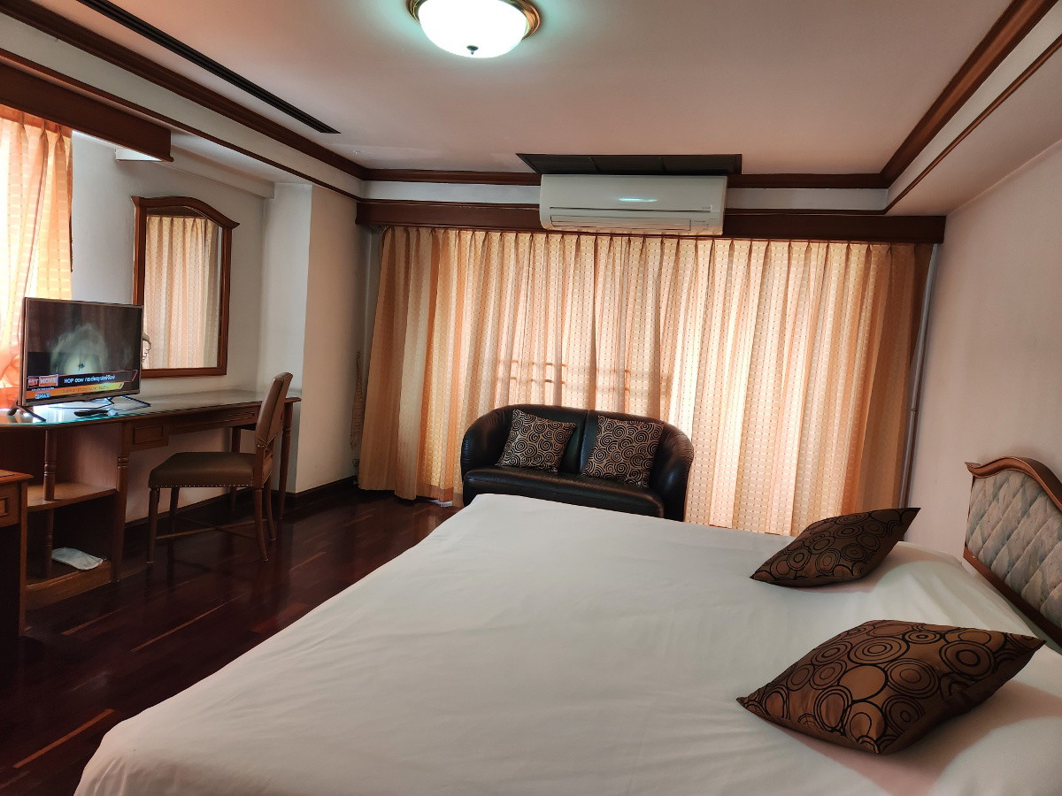 Condo · bangkok — photo 1