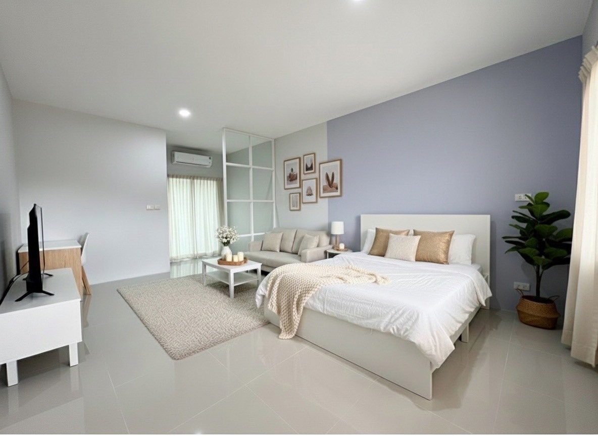 1 Bed Condo — photo 1
