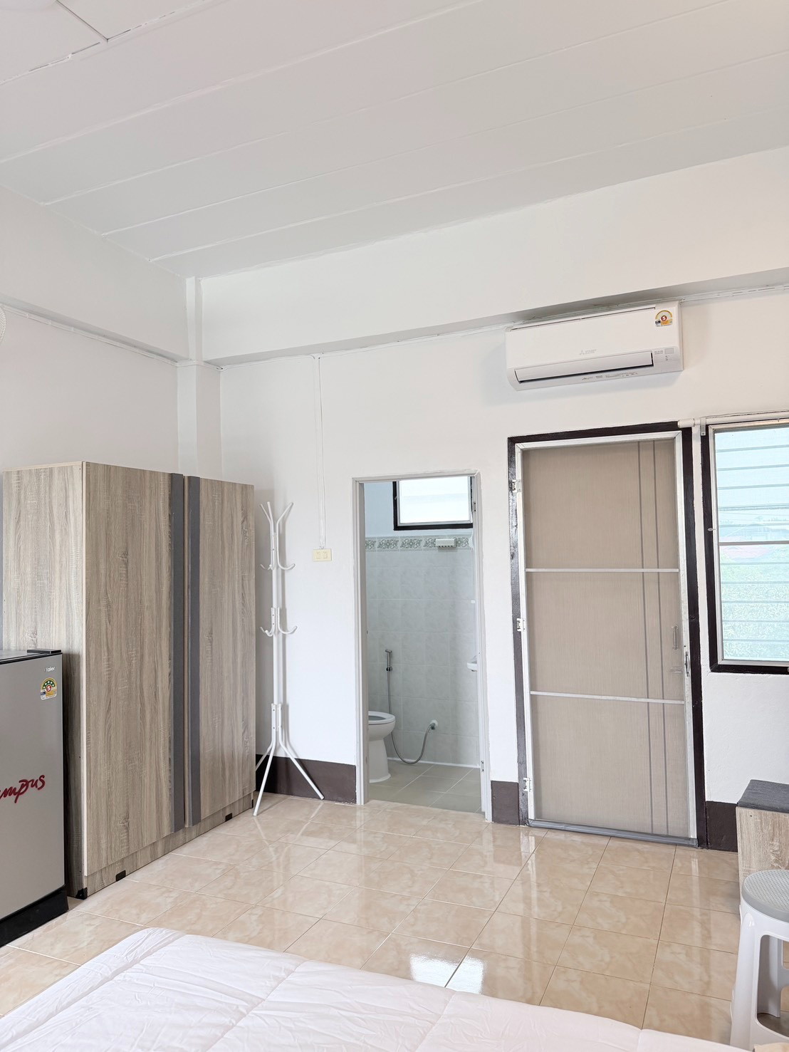 1 Bed Condo — photo 2