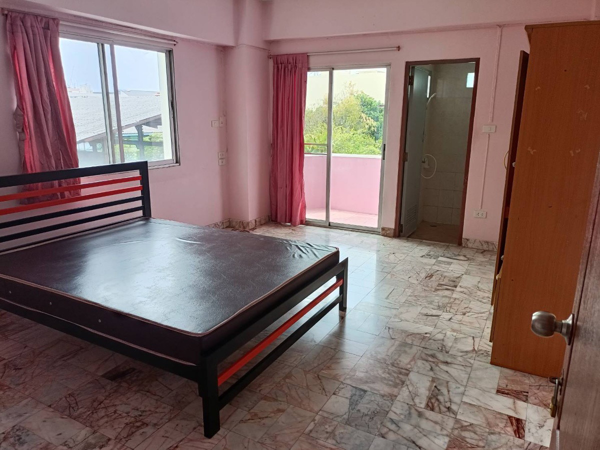 1 Bed Condo · Bang Kapi, bangkok — photo 3
