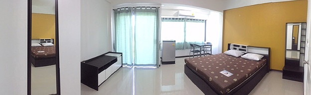 1 Bed Condo — photo 1