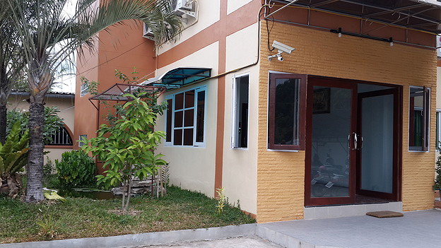 1 Bed Condo — photo 3