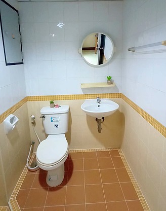 1 Bed Condo · Phra Khanong, bangkok — photo 4