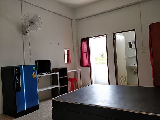 1 Bed Condo — photo 2