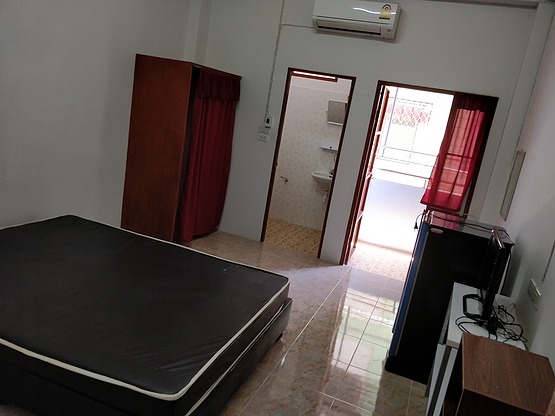 1 Bed Condo — photo 3