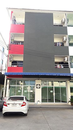 1 Bed Condo — photo 1