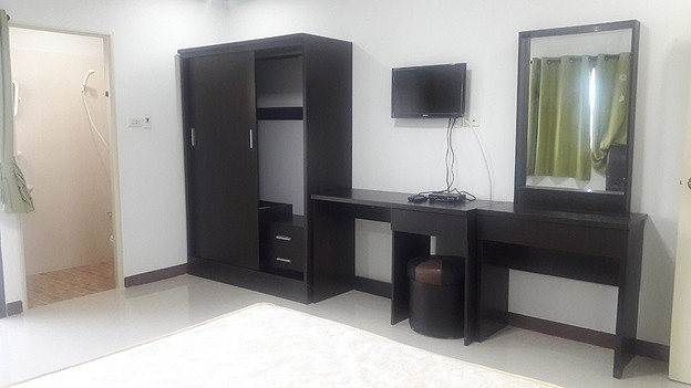1 Bed Condo — photo 5
