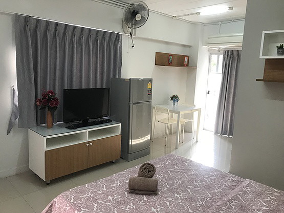 Condo · Mueang Nonthaburi, nonthaburi — photo 4