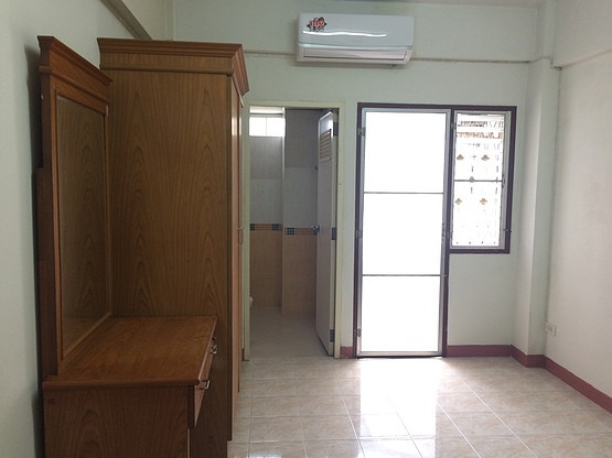 1 Bed Condo · Bang Khen, bangkok — photo 2