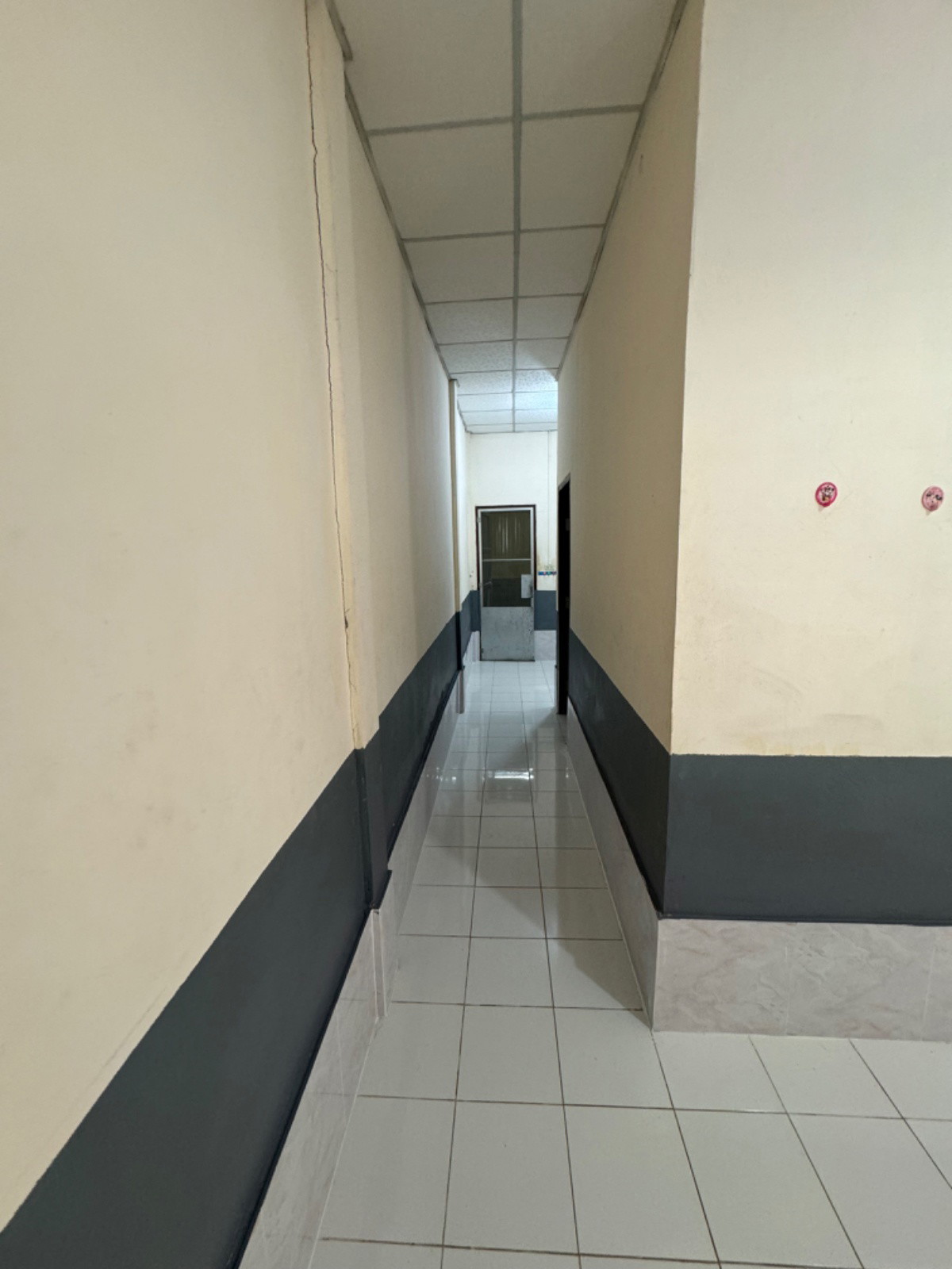 1 Bed Condo — photo 2