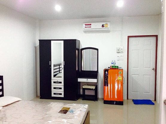 1 Bed Condo — photo 2