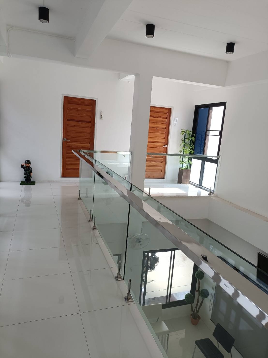 1 Bed Condo — photo 3