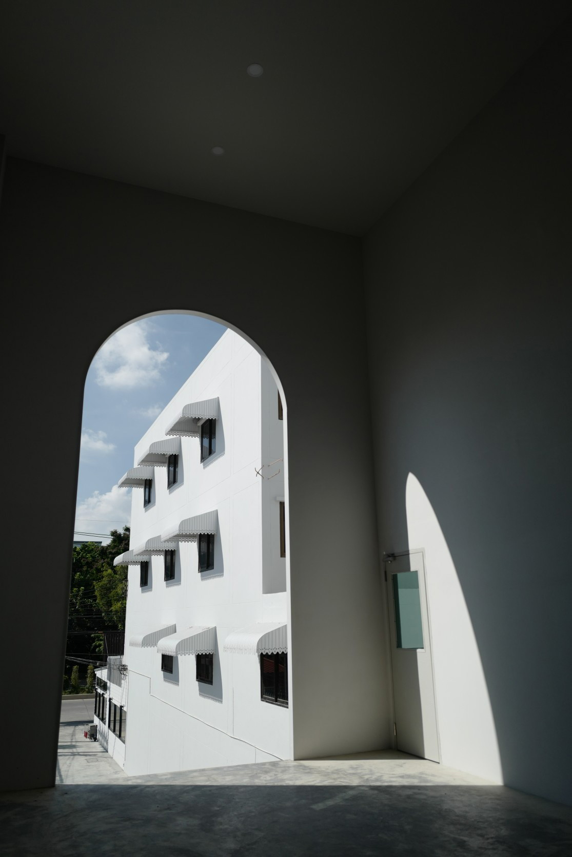 1 Bed Condo — photo 2