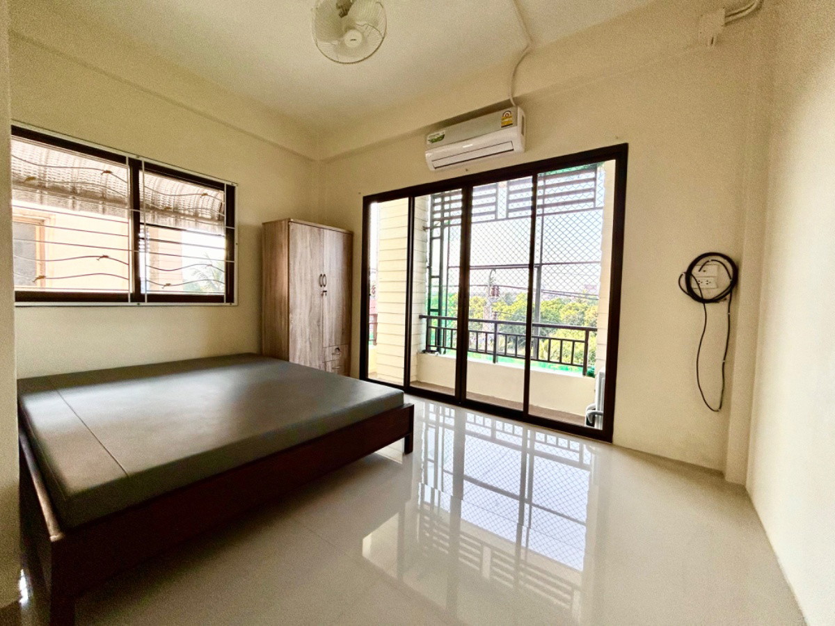 Condo · Bang Yai, nonthaburi — photo 2