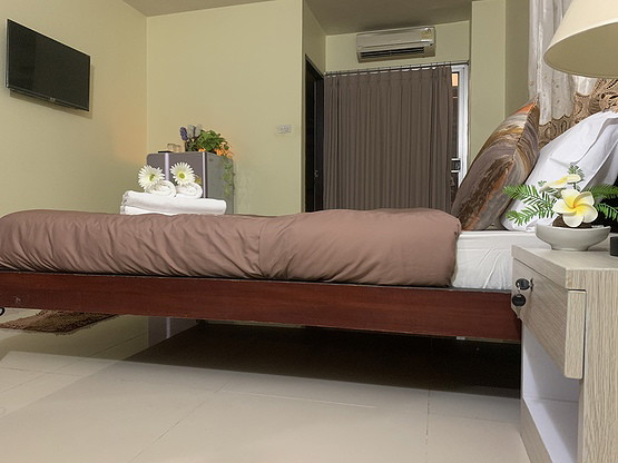 1 Bed Condo · Huai Khwang, bangkok — photo 4