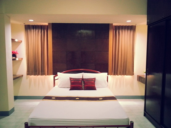 1 Bed Condo · Huai Khwang, bangkok — photo 2