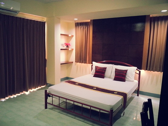 1 Bed Condo · Huai Khwang, bangkok — photo 3