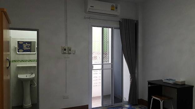 1 Bed Condo — photo 3
