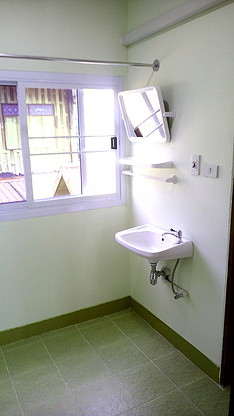 1 Bed Condo — photo 2