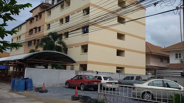 Condo — photo 1