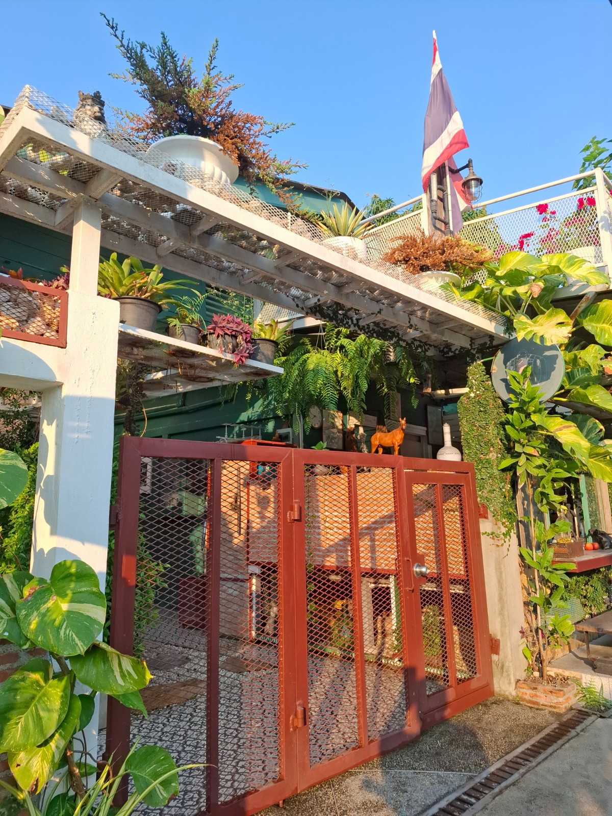 Condo · Bang Khun Thian, bangkok — photo 1