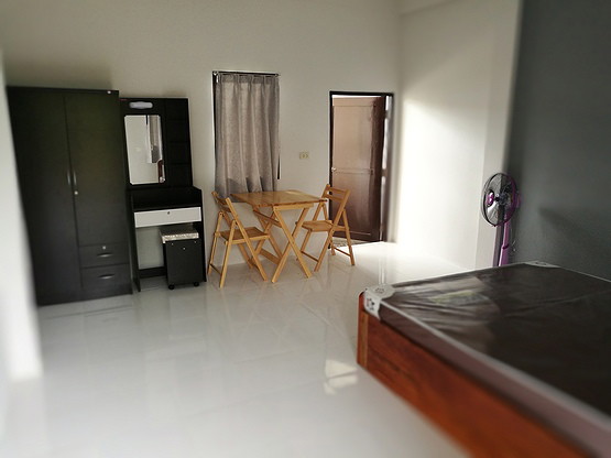 1 Bed Condo — photo 2